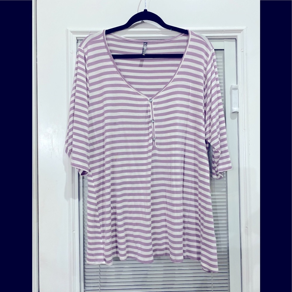 Piphany 3/4 sleeve top